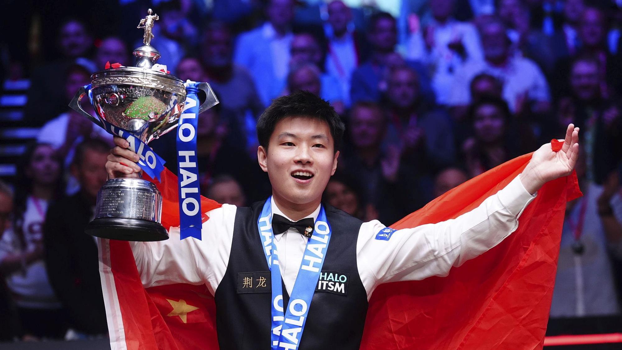 他表现出质 他表现出质