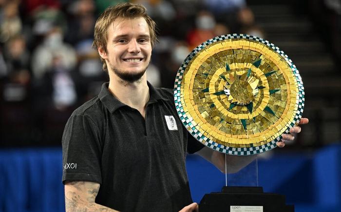 及和基础设 及和基础设