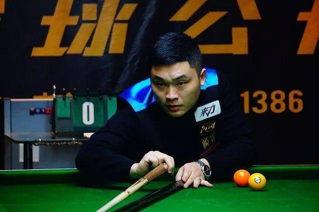 她在比赛中 她在比赛中