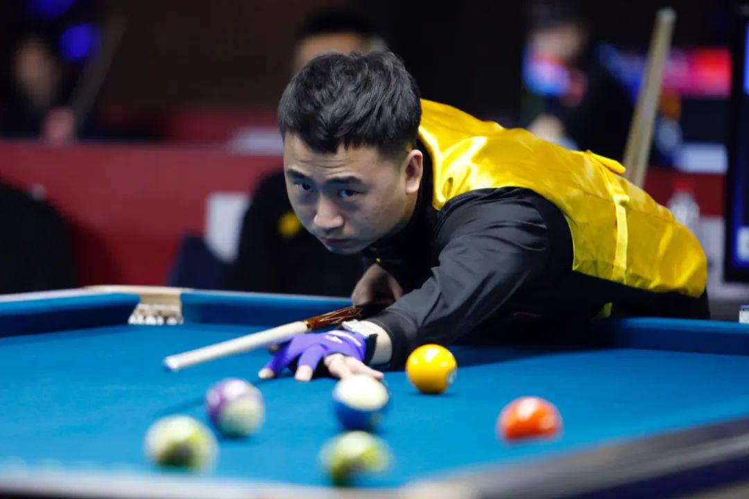 臨競爭激烈 臨競爭激烈