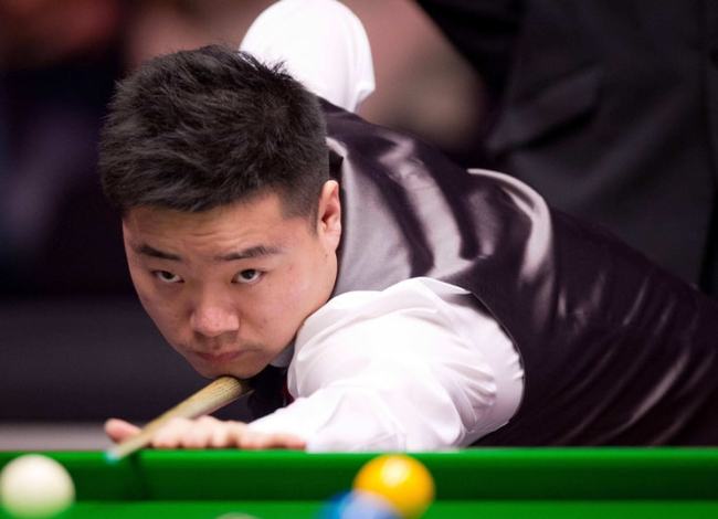 官方：谢菲尔德联签下华裔球员陈达毅，双方签约4年