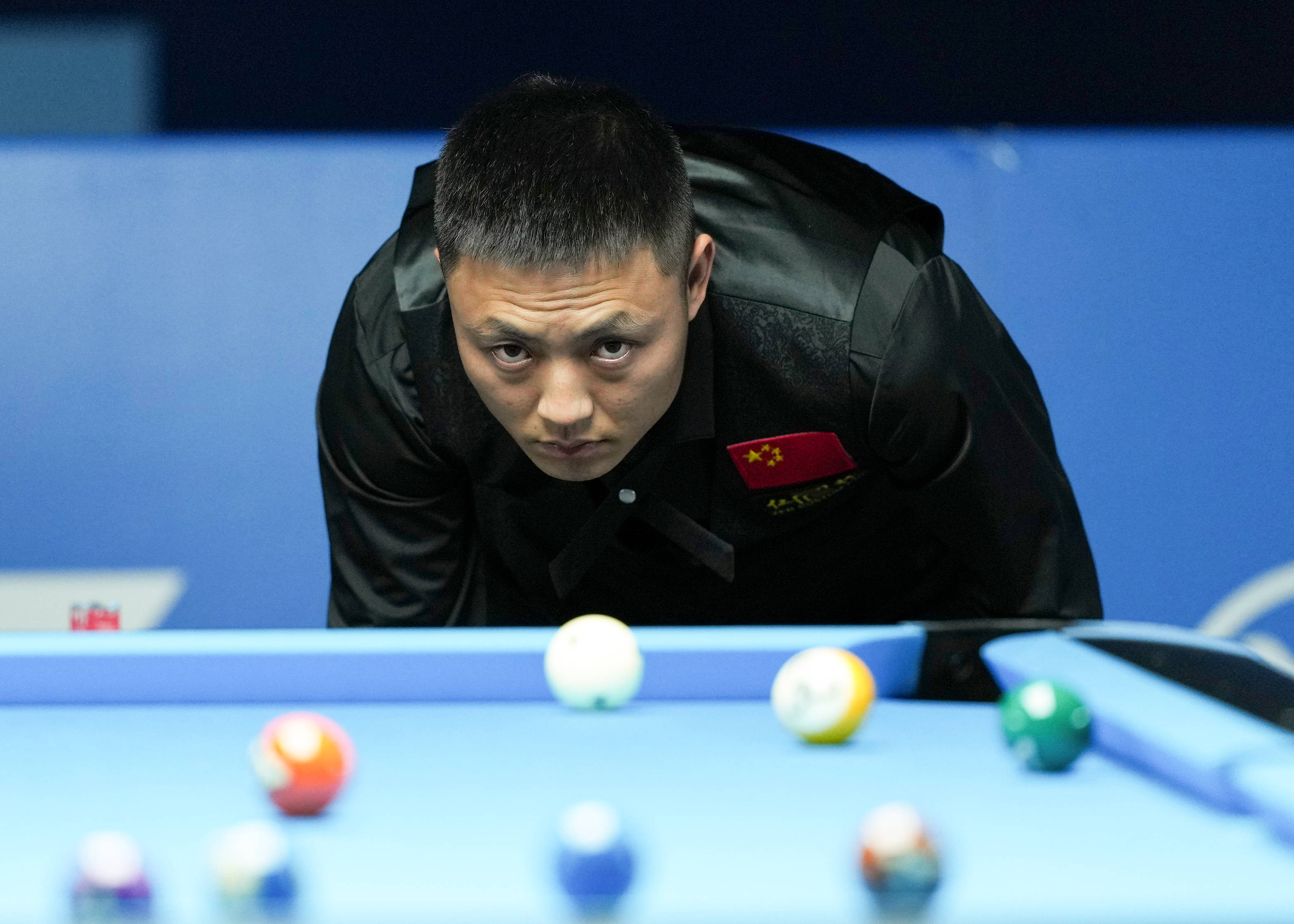 他提倡以控 他提倡以控